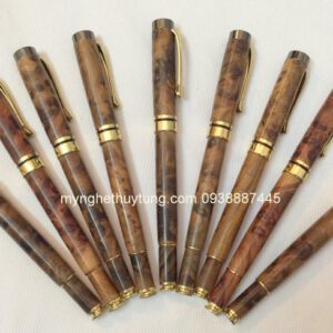 BÚT GỖ SƯA MẮT MÈO